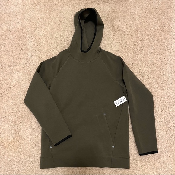 Boys Old Navy Green Hooded Sweatshirt and Joggers Set - Picture 3 of 6